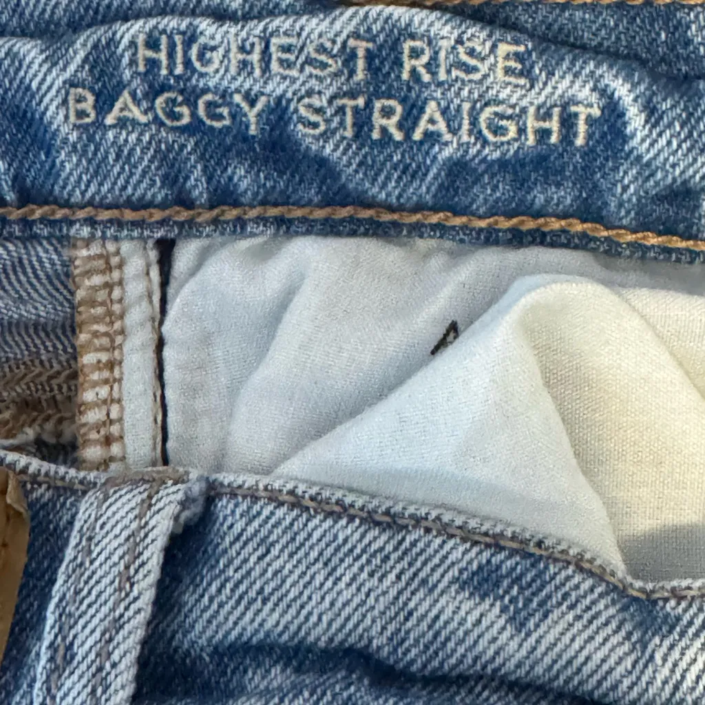 American Eagle Outfitters High Rise Blue Jeans - Image 4