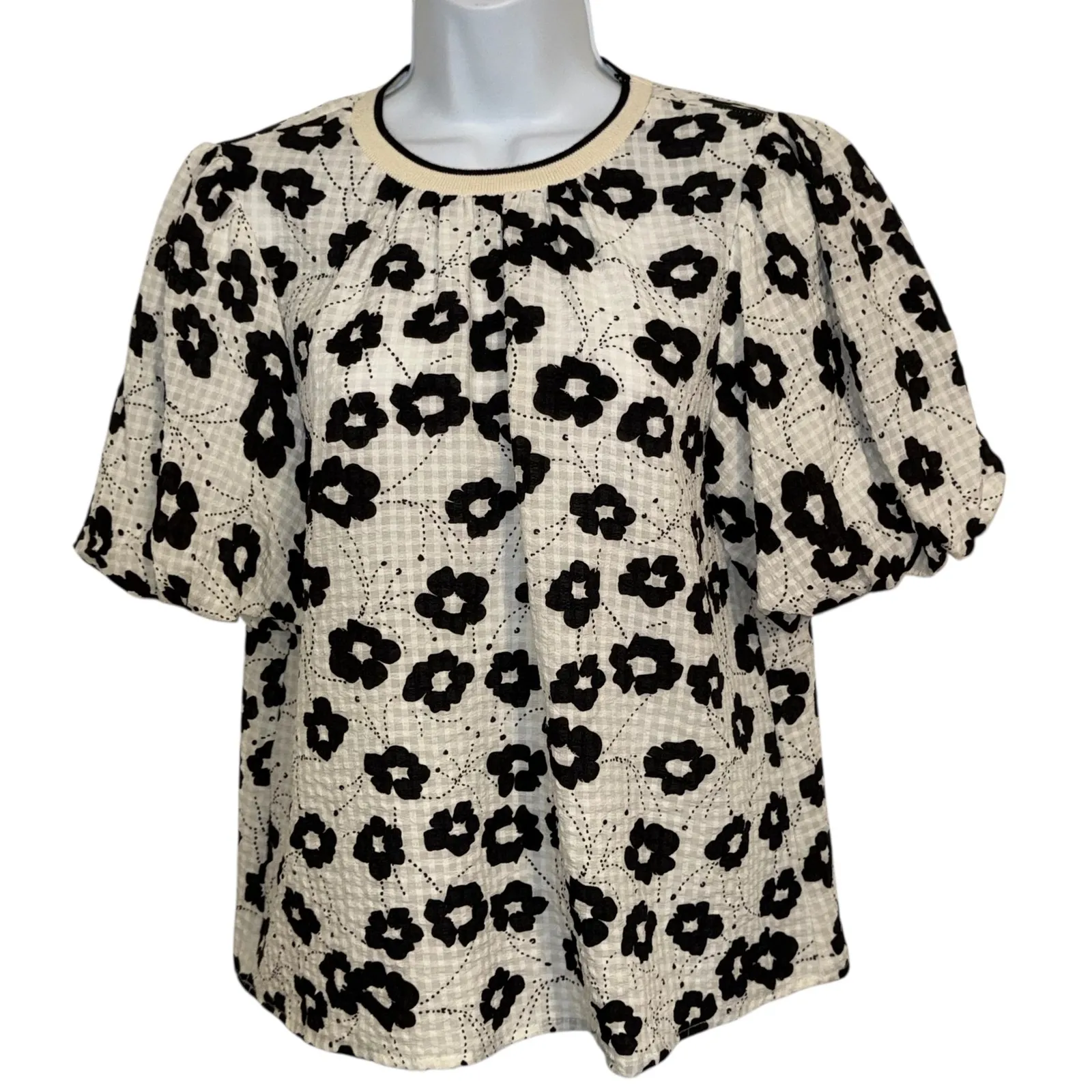 ANTHROPOLOGIE THML White & Cream With Black Floral Puff Sleeve Textured Top  S - Image 2