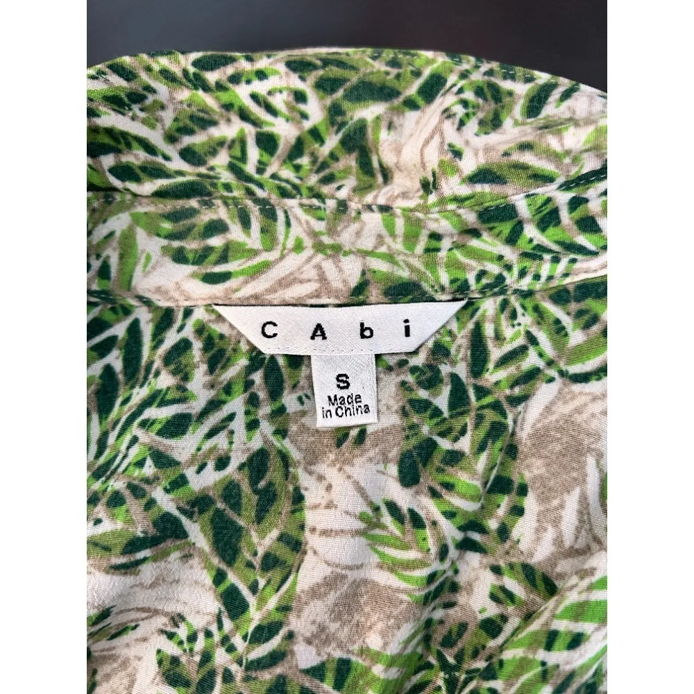 CAbi Green/ White Leaf Print Tropical Faux‎ Wrap Dress Size Small - Image 5