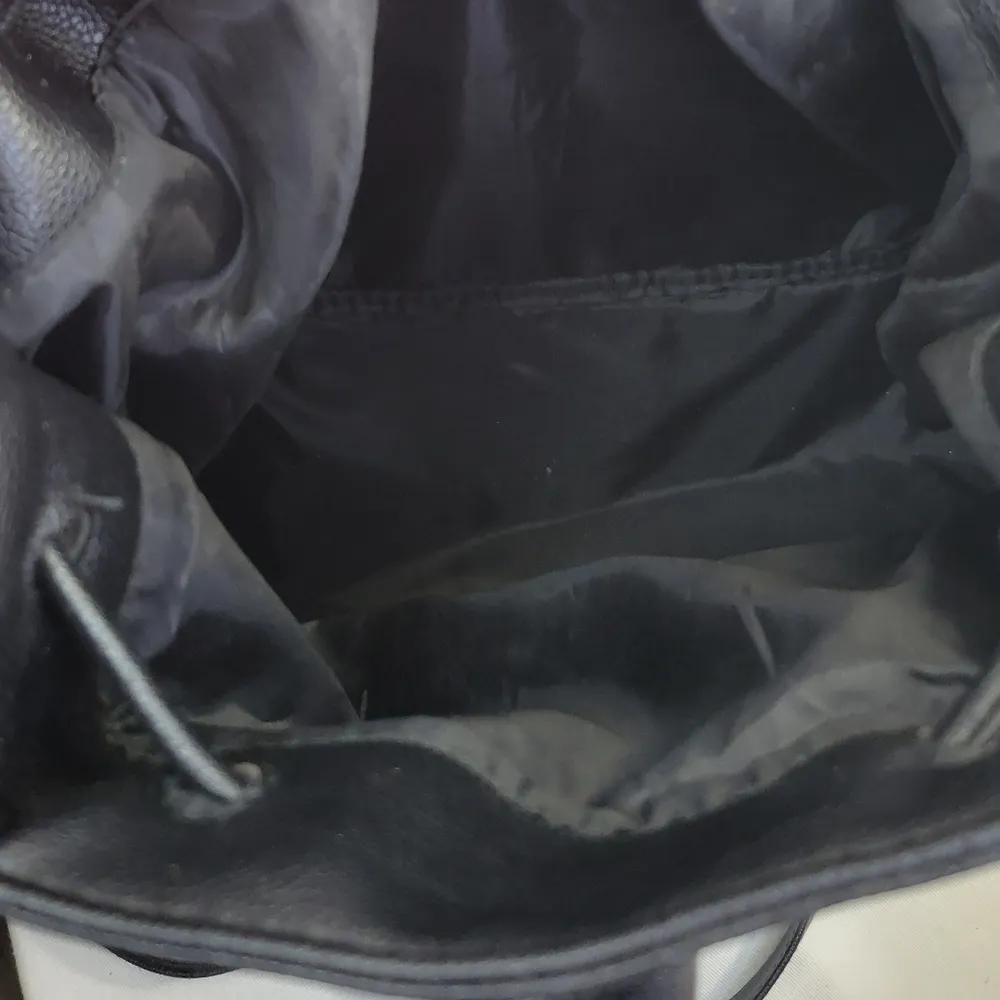 Victoria's Secret drawstring purse backpack - Image 5