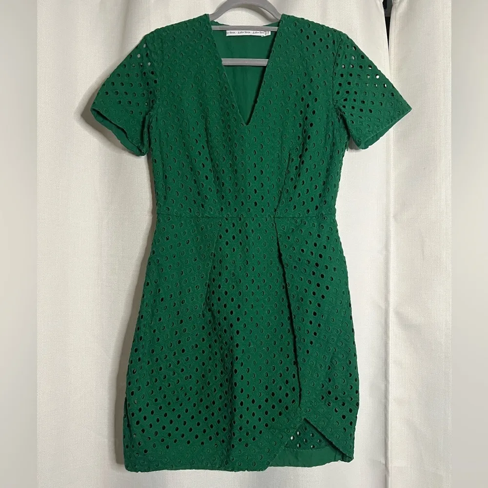 Anthropologie & Other Stories Green Eyelet Short Sleeve Dress 6 - Image 2