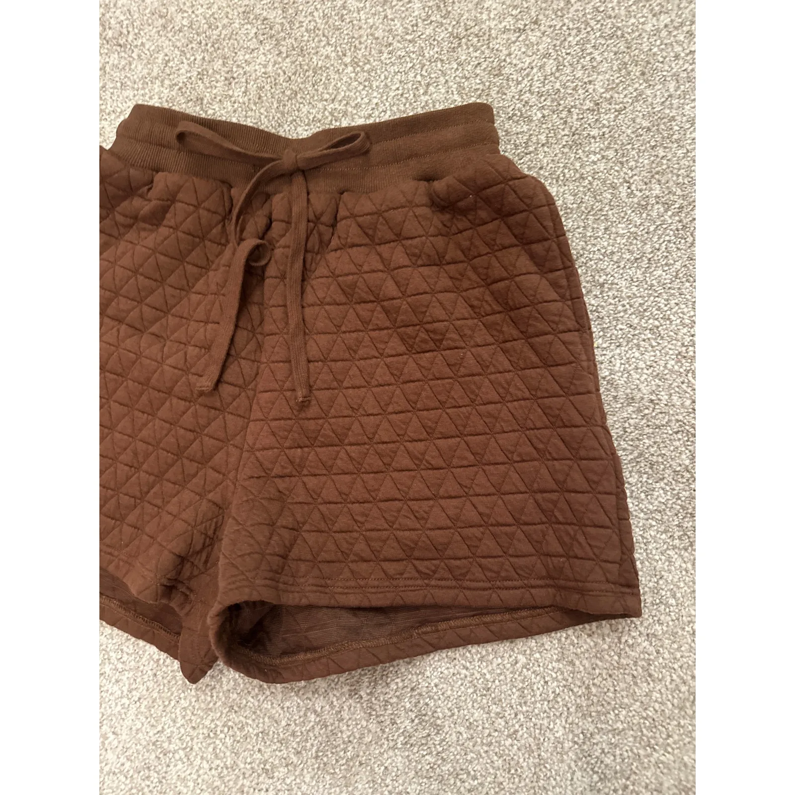 Entro Quilted High Waisted Drawstring Shorts in Espresso, S - Image 5