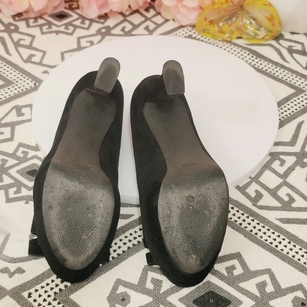 THE Franco Sarto The Artist Collection Leather Suede Heels in black are Size 8M - Image 12