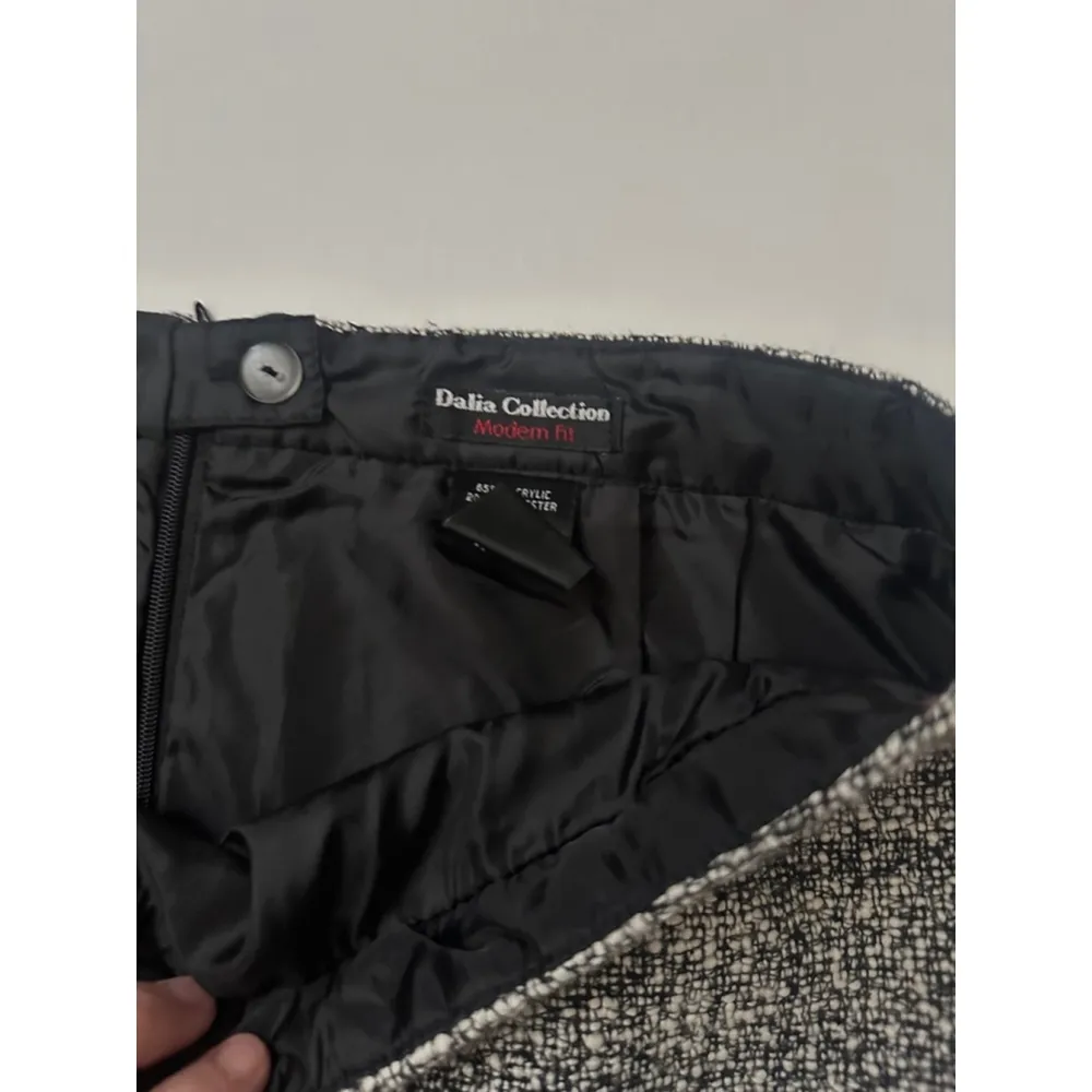 Women's Dalia‎ Collection Gray Tweed Pencil Skirt - Image 3