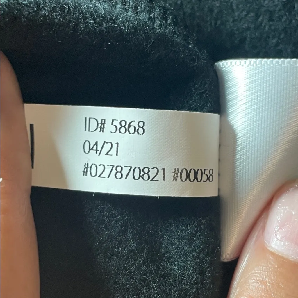 EXPRESS  Elegant Black Long Sleeve Dress - Image 8