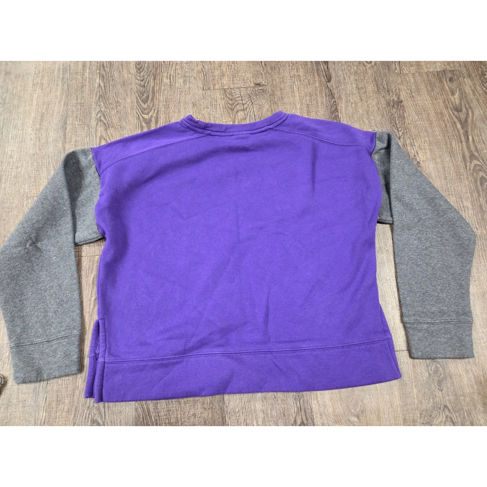 Nike DH3780-419 Women's Purple/Gray Hoodie Crewneck Sweatshirt Medium - Image 5
