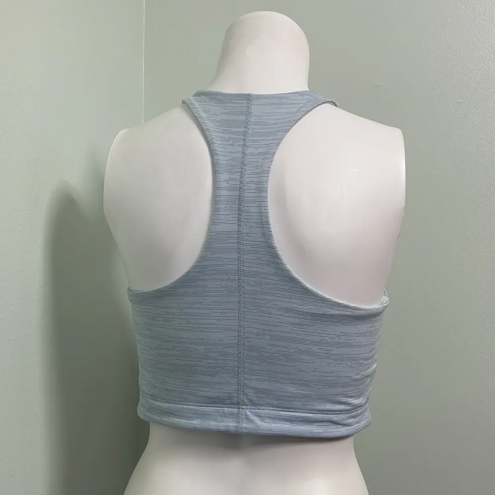 Outdoor Voices TechSweat Crop Top (size M) - Image 3