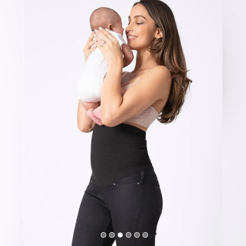 Seraphine Women's Tristan Black Post Maternity Shaping
Jeans Size 14 NWOT - Image 2