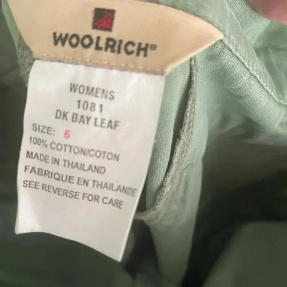 CLEARANCE! Woolrich Sage Green Capri Crop Pants Size 6 EUC‎ - Image 5