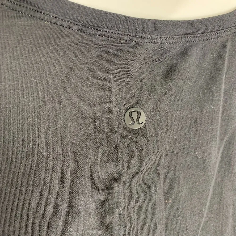Lululemon  Pullover Long Sleeve Shirt S Black Round Neck High Low Stretch - Image 4