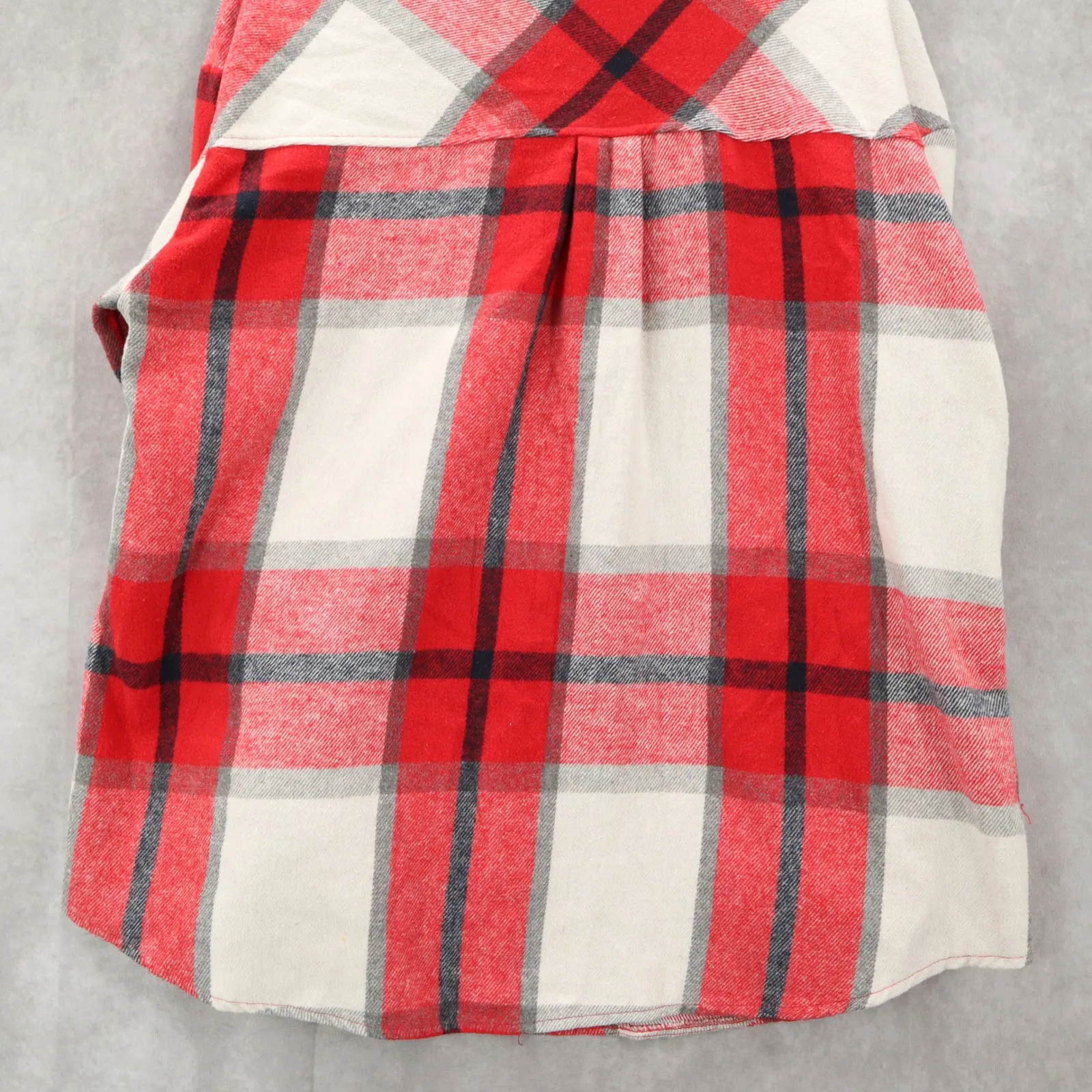 Trendy Queen Red Long Sleeve Plaid Flannel Button Down Pocket Shacket Large - Image 10