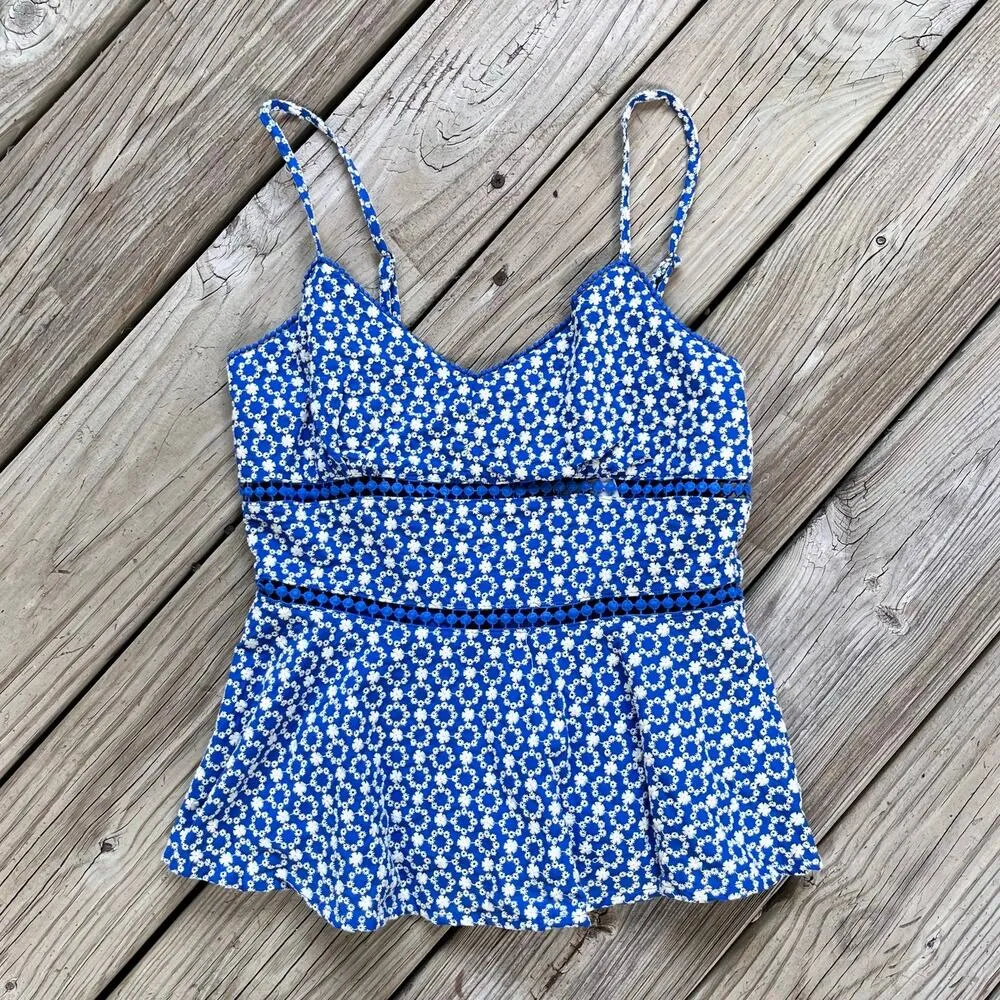 Skies Are Blue Women's Blue Floral Sleeveless Top Size XS. NEW - Image 2