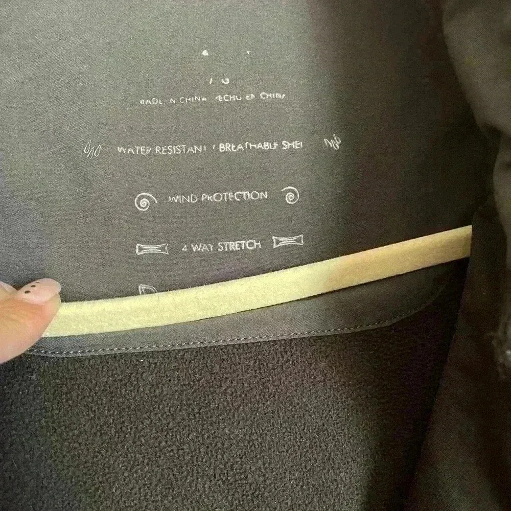 Calvin Klein jacket - Image 5