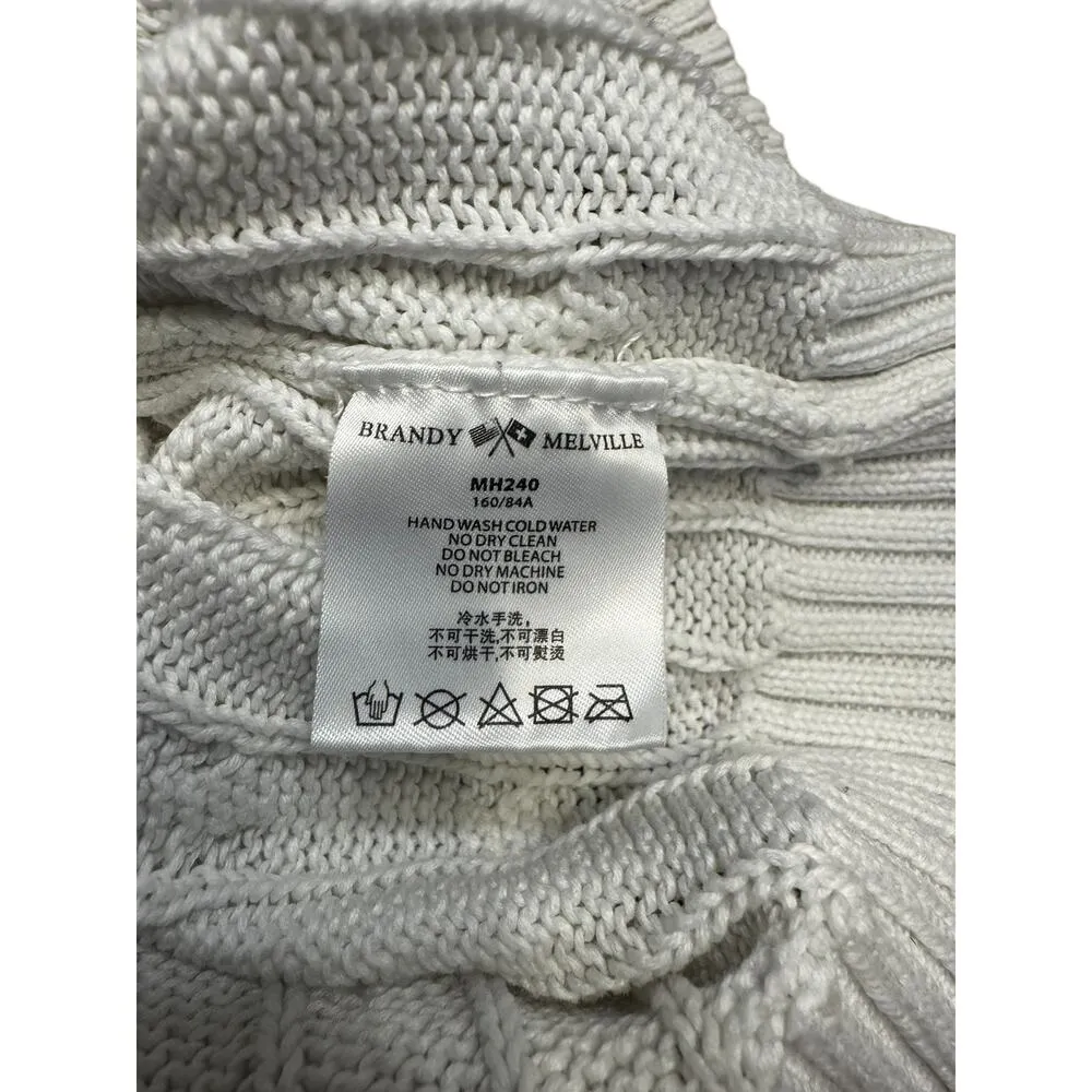 BRANDY MELVILLE Sweater Crop Top in White with Cable Knit One Size - Image 4