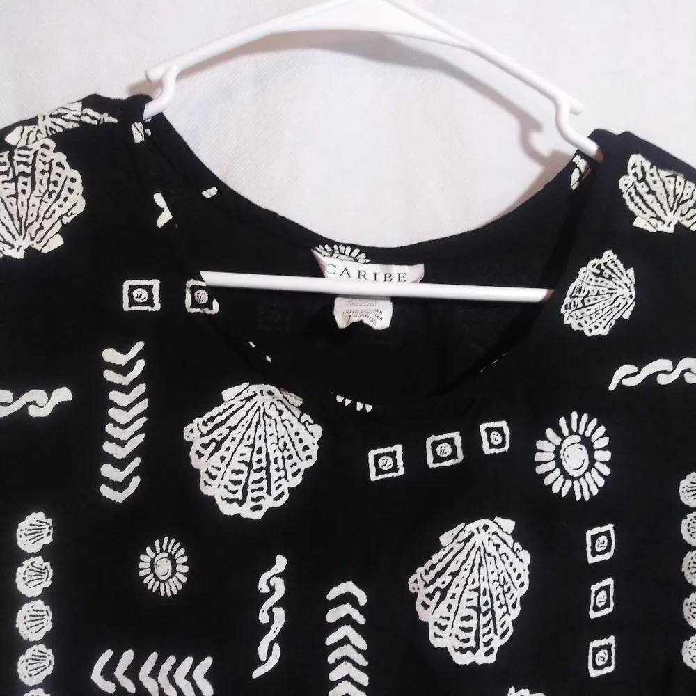 Caribe Black and White Novelty Shell Beach Patterned Sleeveless Top Size XL - Image 2