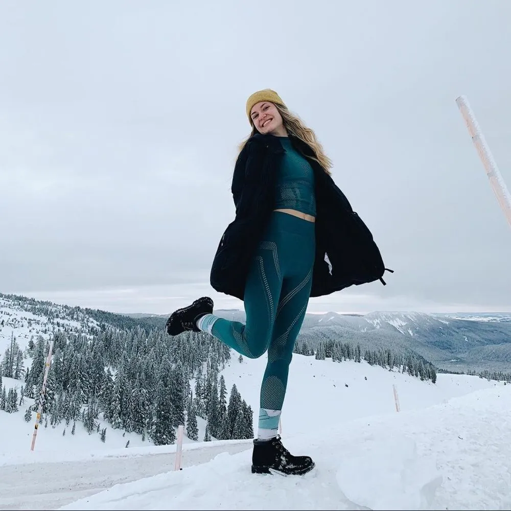 ✨ High-Waisted SculptKnit® Legging✨ - Image 8