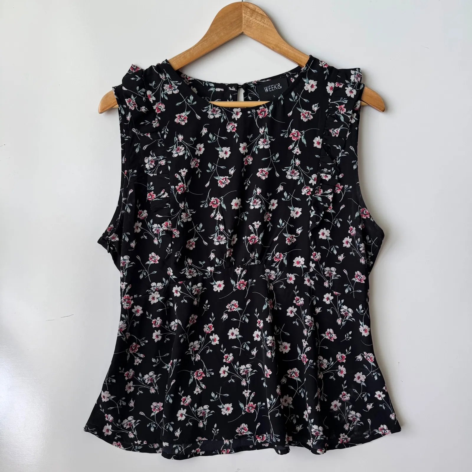 WEEK& Floral Ruffle Sleeve Peplum Top Black Pink White Flowers Size‎ L Size L - Image 8
