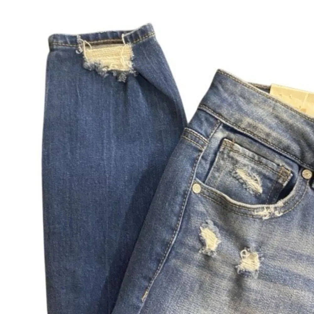 Altar'd State NWT size 25 distressed ankle jeans - Image 3