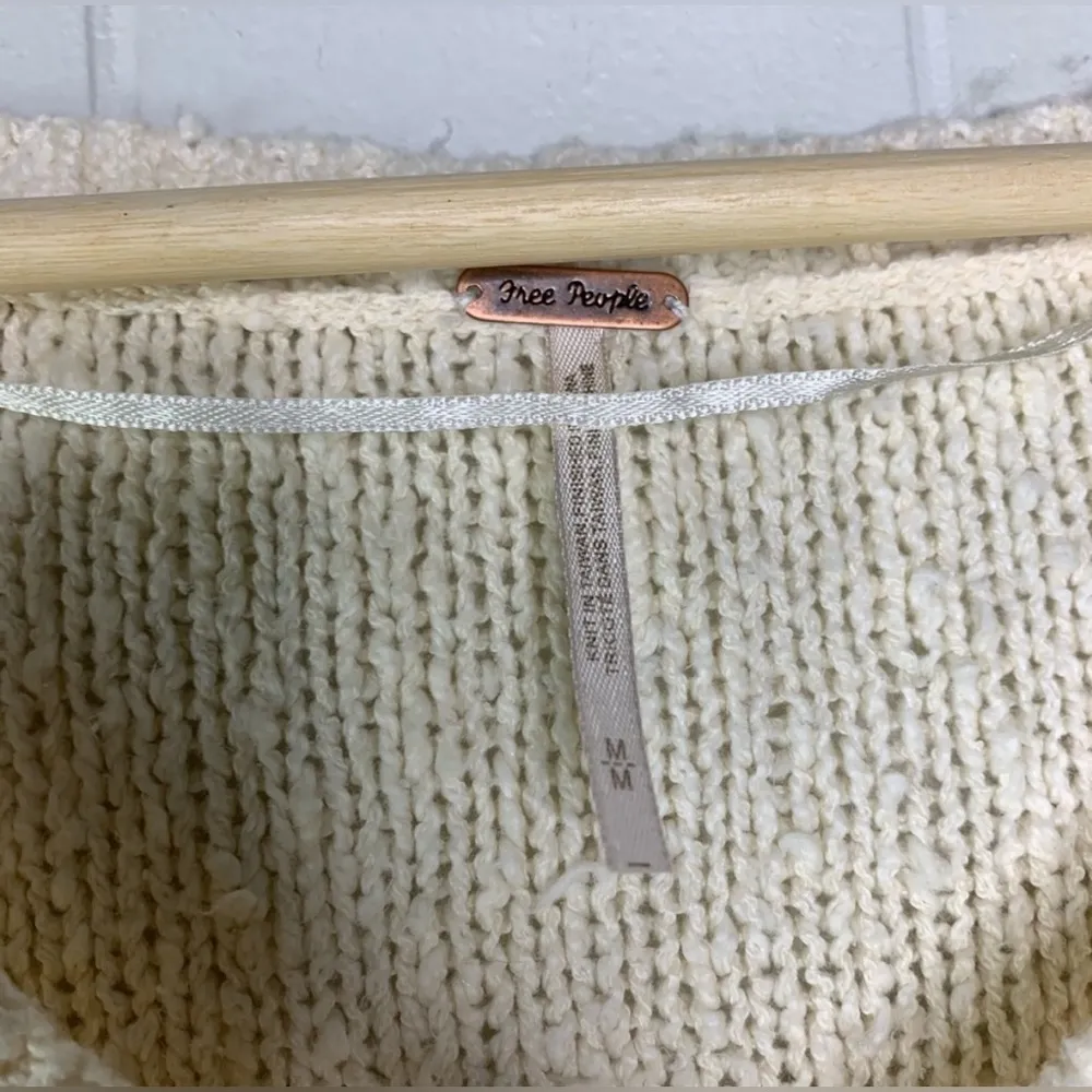 Free People Cross My Heart Pullover Sweater EUC - Image 2