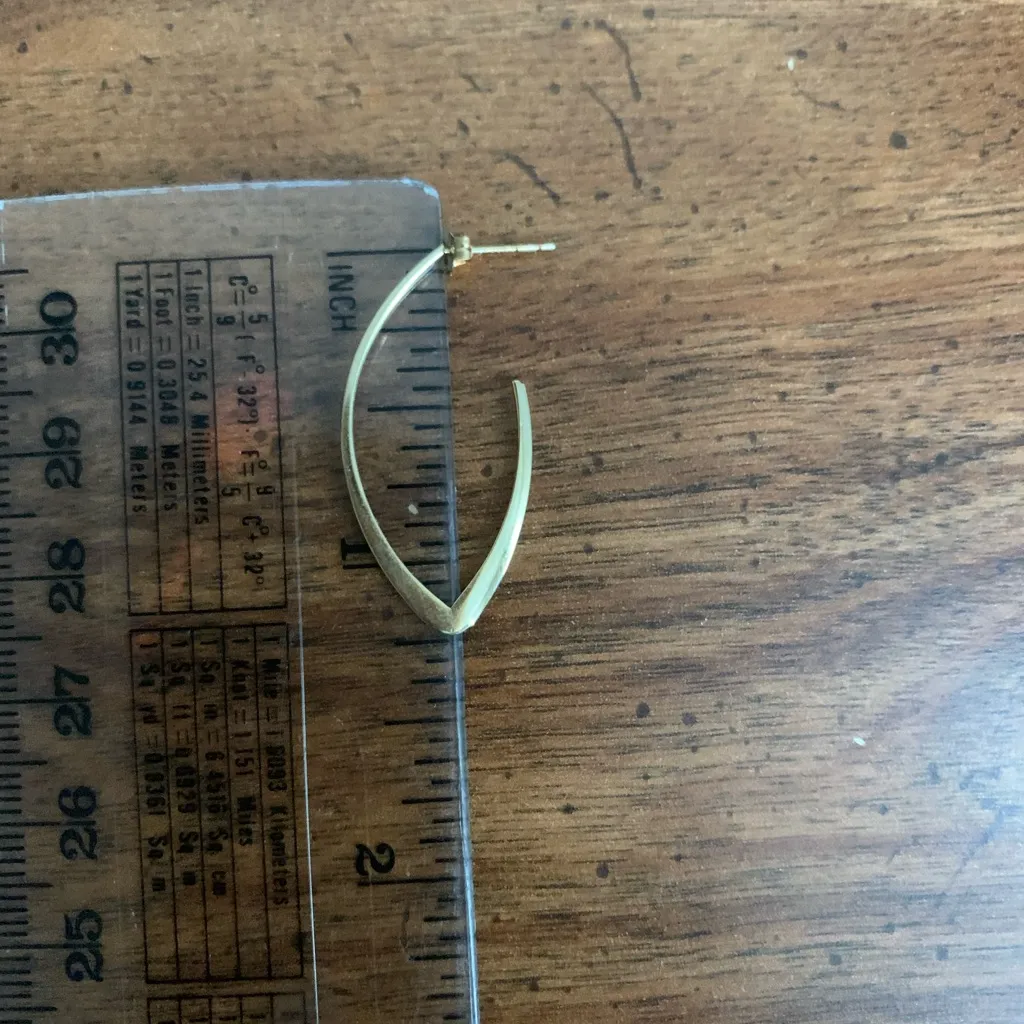 14kt Gold Flat Wire Hoop Style Earrings - Image 8