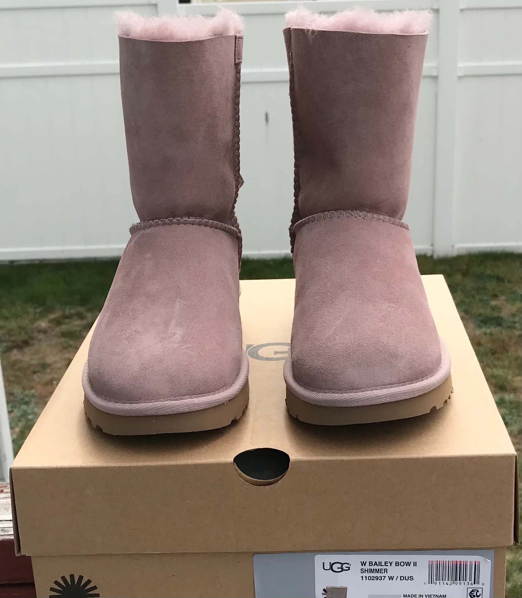 Bailey Bow II Shimmer - Image 4