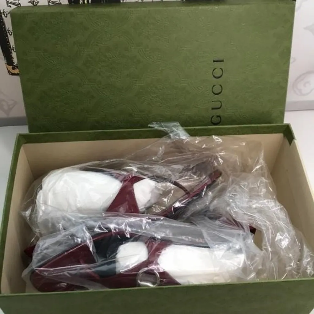 New Authentic Gucci Horsebit Kitten Heel Flip Flop – Red/Silver - Image 9