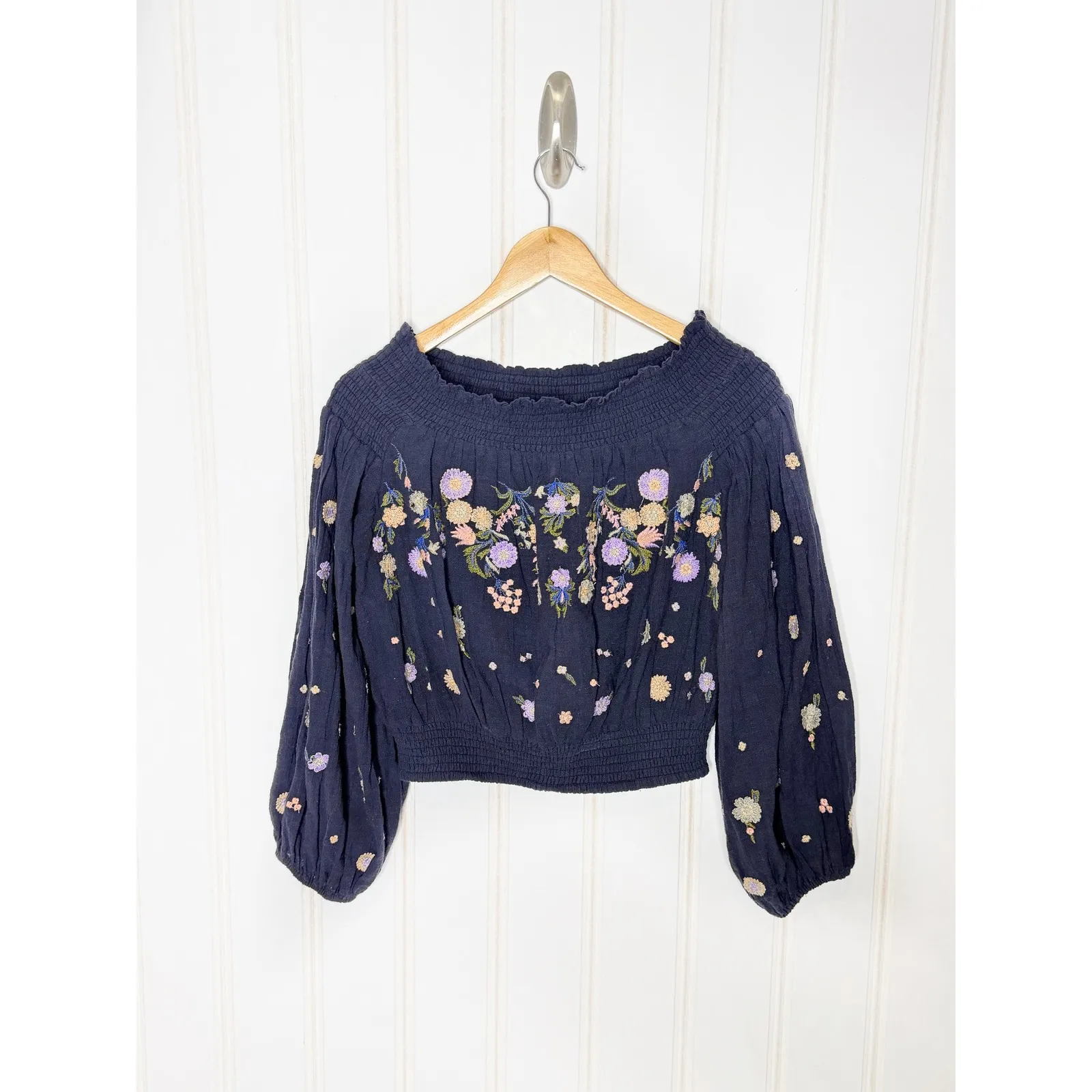 Free People Saachi Off the Shoulder Top embroidered Smocked Sz Small - Image 2