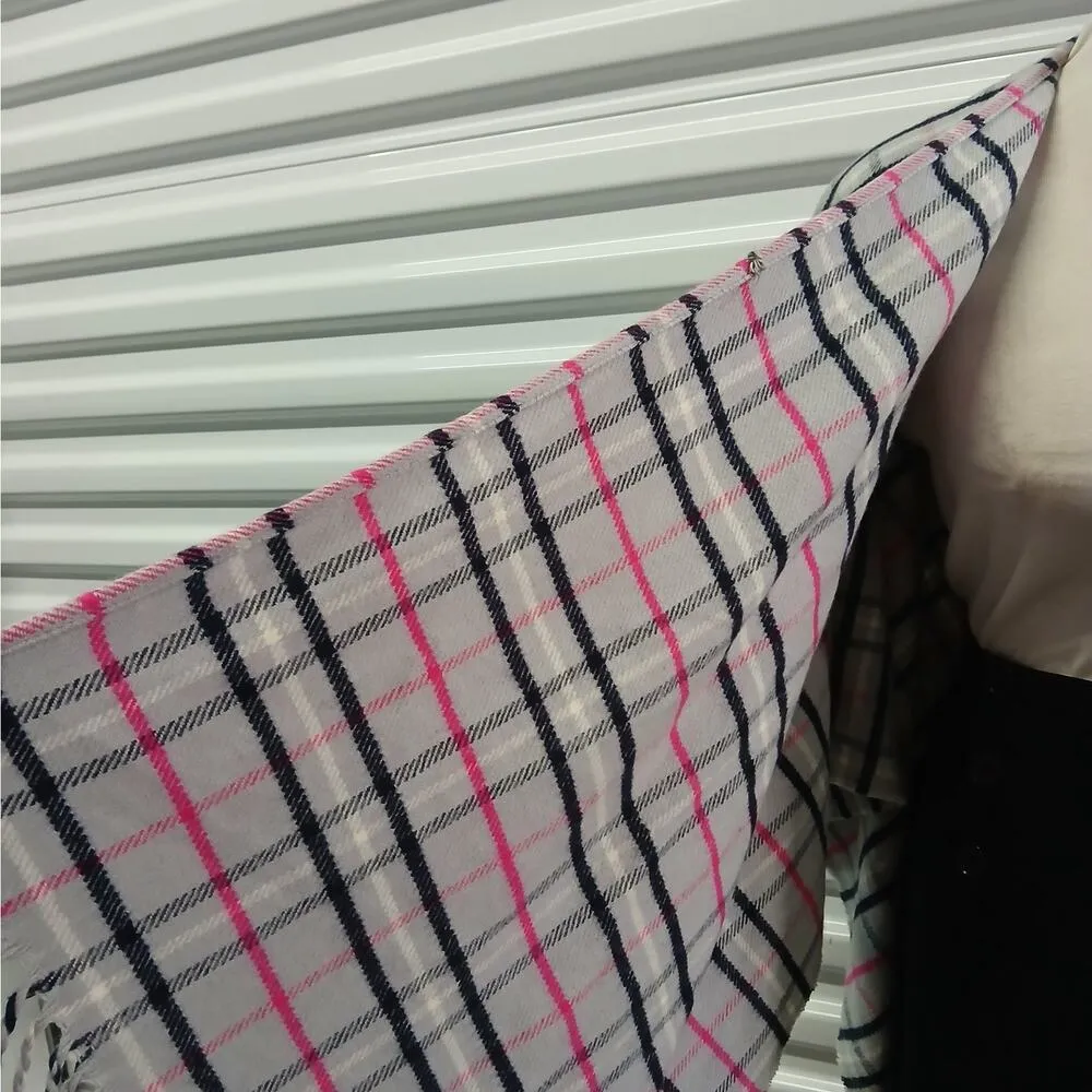 Talbots Plaid Fringed Poncho Womens M/L Gray Pink Cape Shawl Softgirl Boho - Image 4