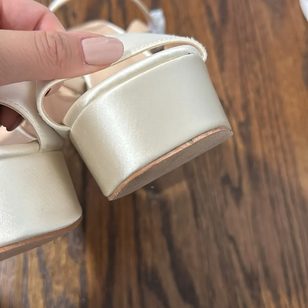 Shoes Size 10 - Image 5