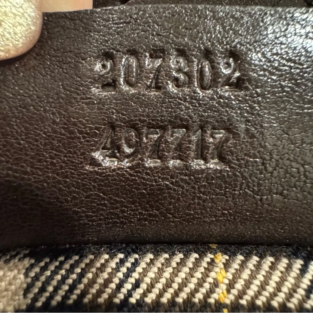 Authentic Gucci Beige Ebony GG Crystal Canvas Babouska Heart Tote Bag Large - Image 9