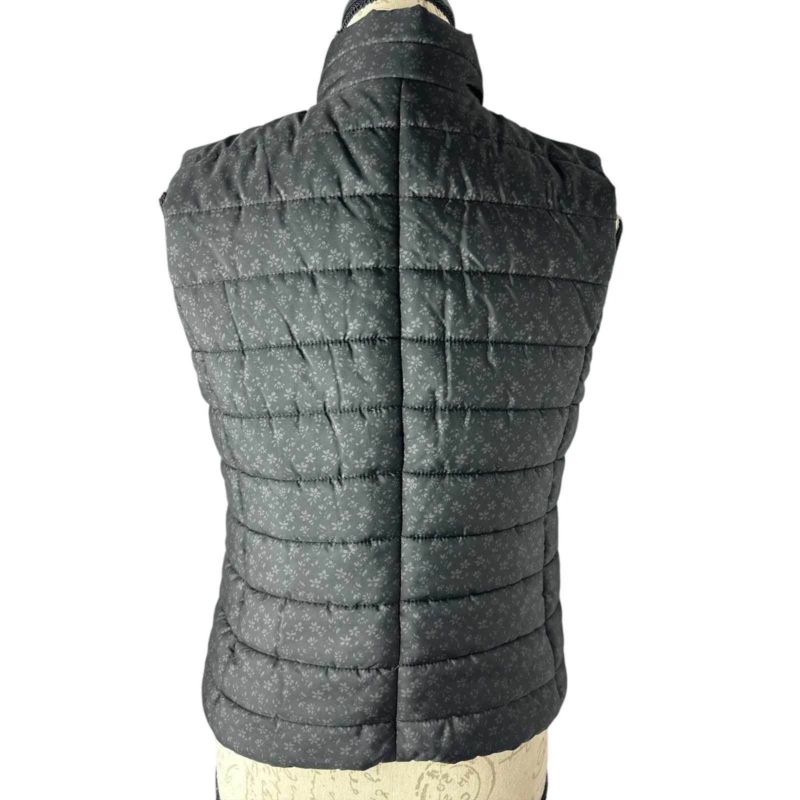 Ann‎ Taylor Loft Puffer Vest Black Women's Size S Floral Zipper Polyester - Image 3