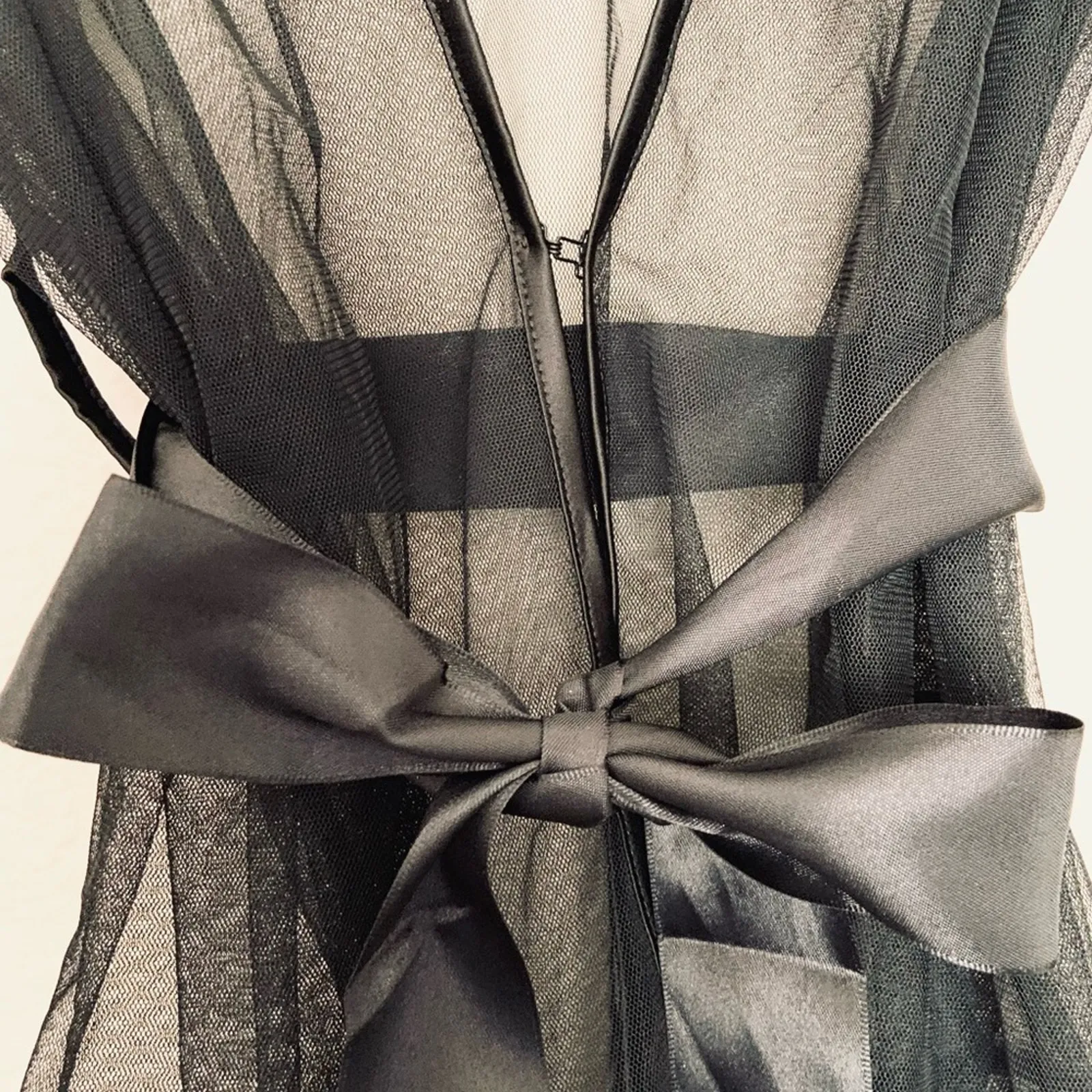 Yandy Vintage Style Black Lace Robe Ribbon Tie Kimono Sleeve Goth Size L/XL NEW - Image 6