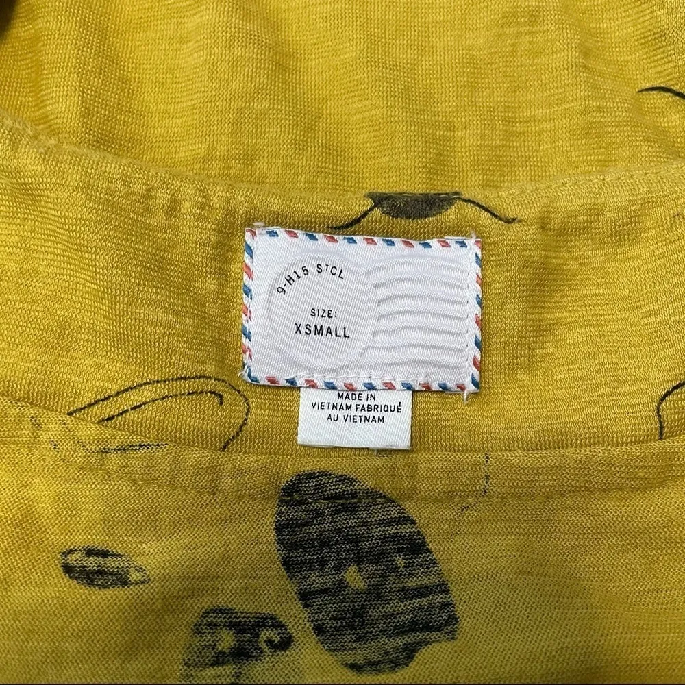 Anthropologie Postmark Top Boston Terrier Dog Ruched 3/4 Sleeve Mustard Size XS - Image 5
