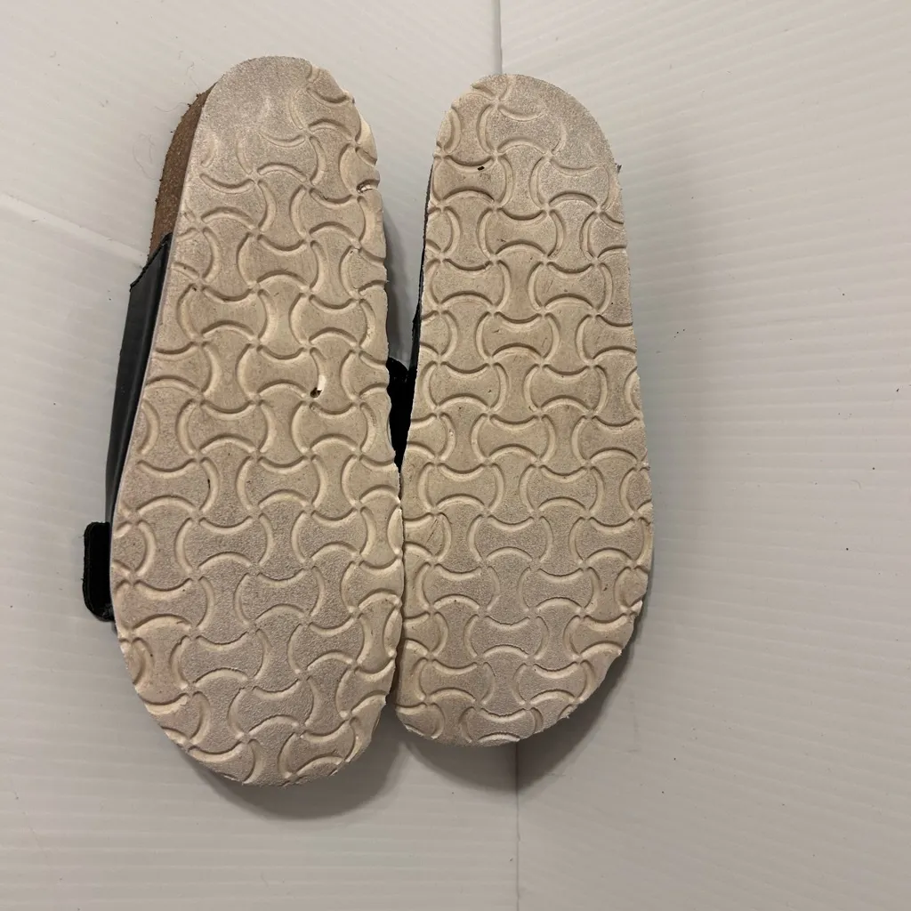 Naot Black patent Buckle Straps slide on sandals women size 37 EU / 6.5 US - Image 7