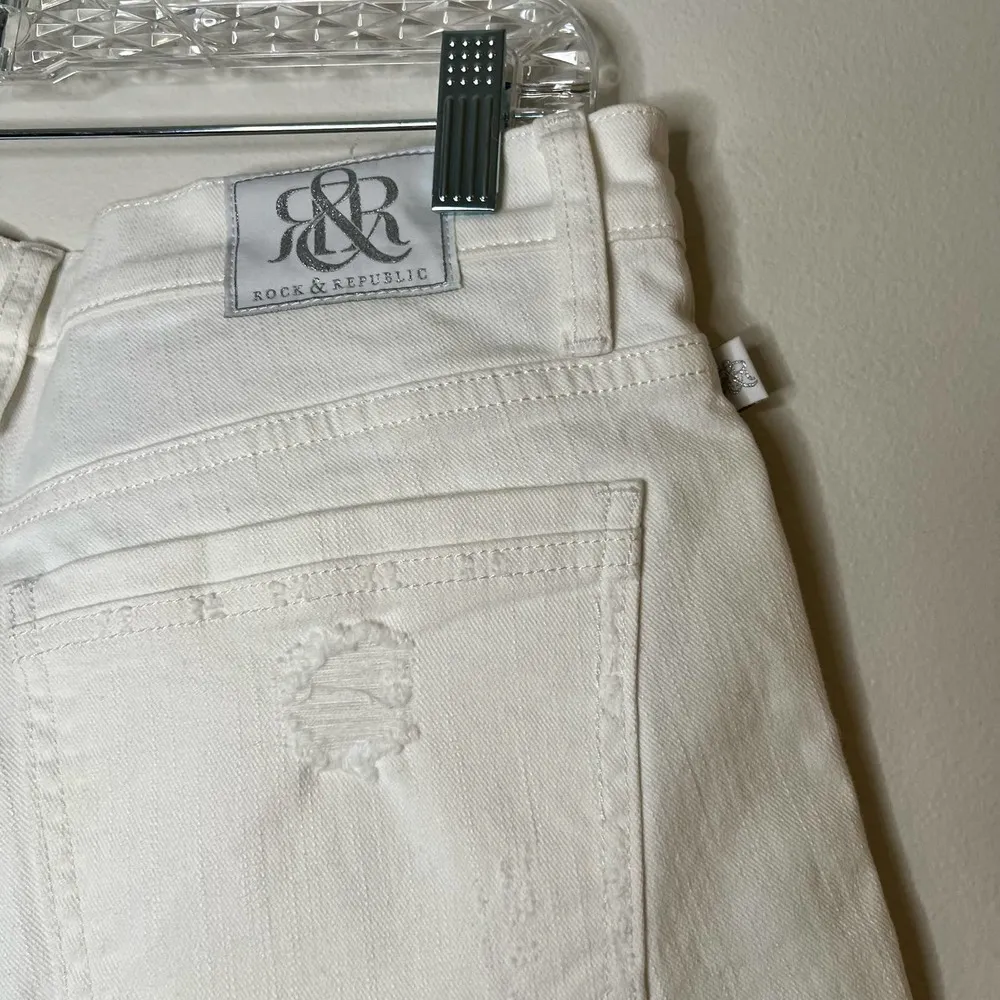 Rock & Republic White Jean Shorts w Studs Bumpershoot Sz 10 - Image 4