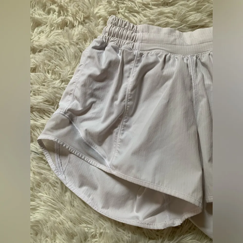 Hotty Hot Short II *Long 4"
White - Image 5