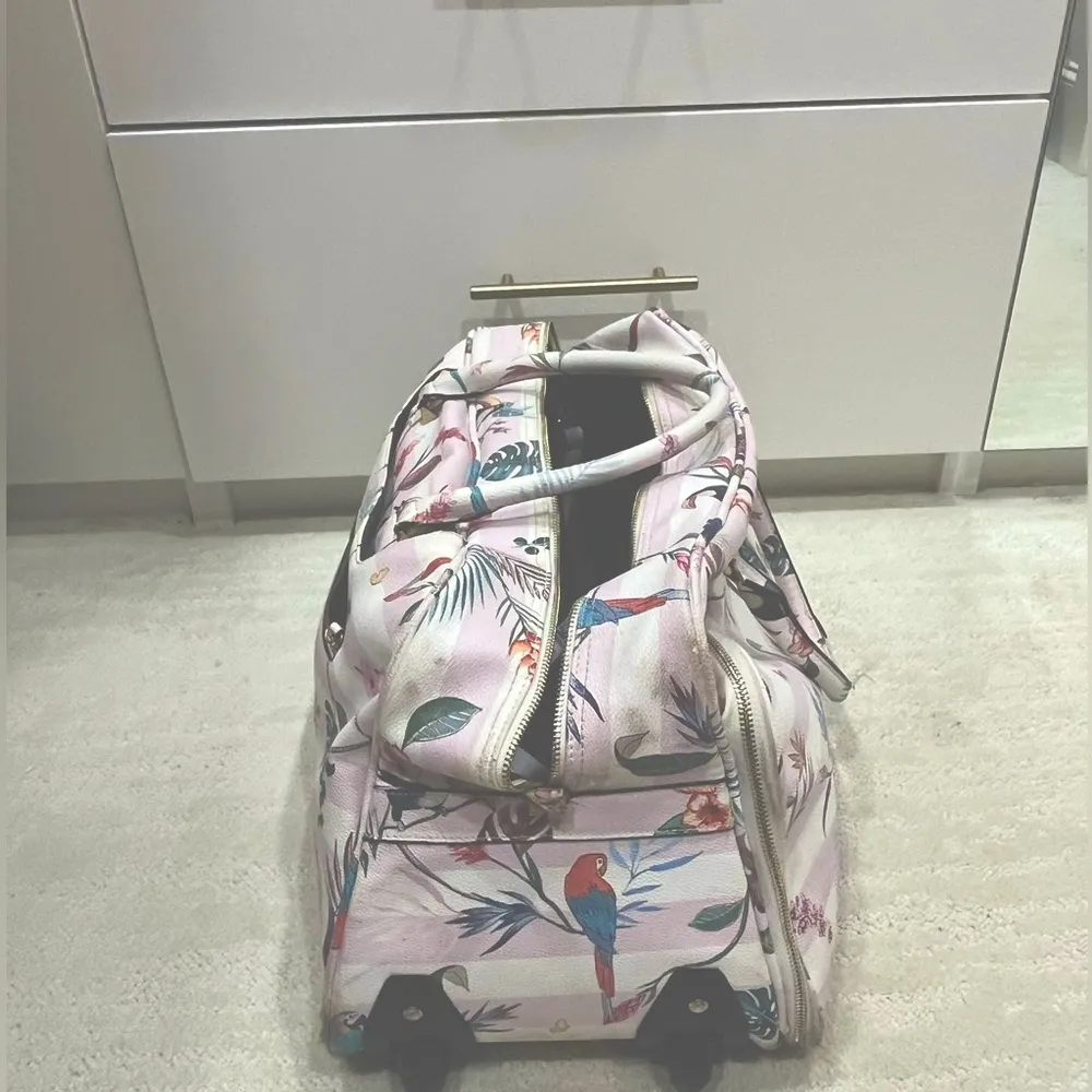 Rolling carry on bag Pink - Image 3