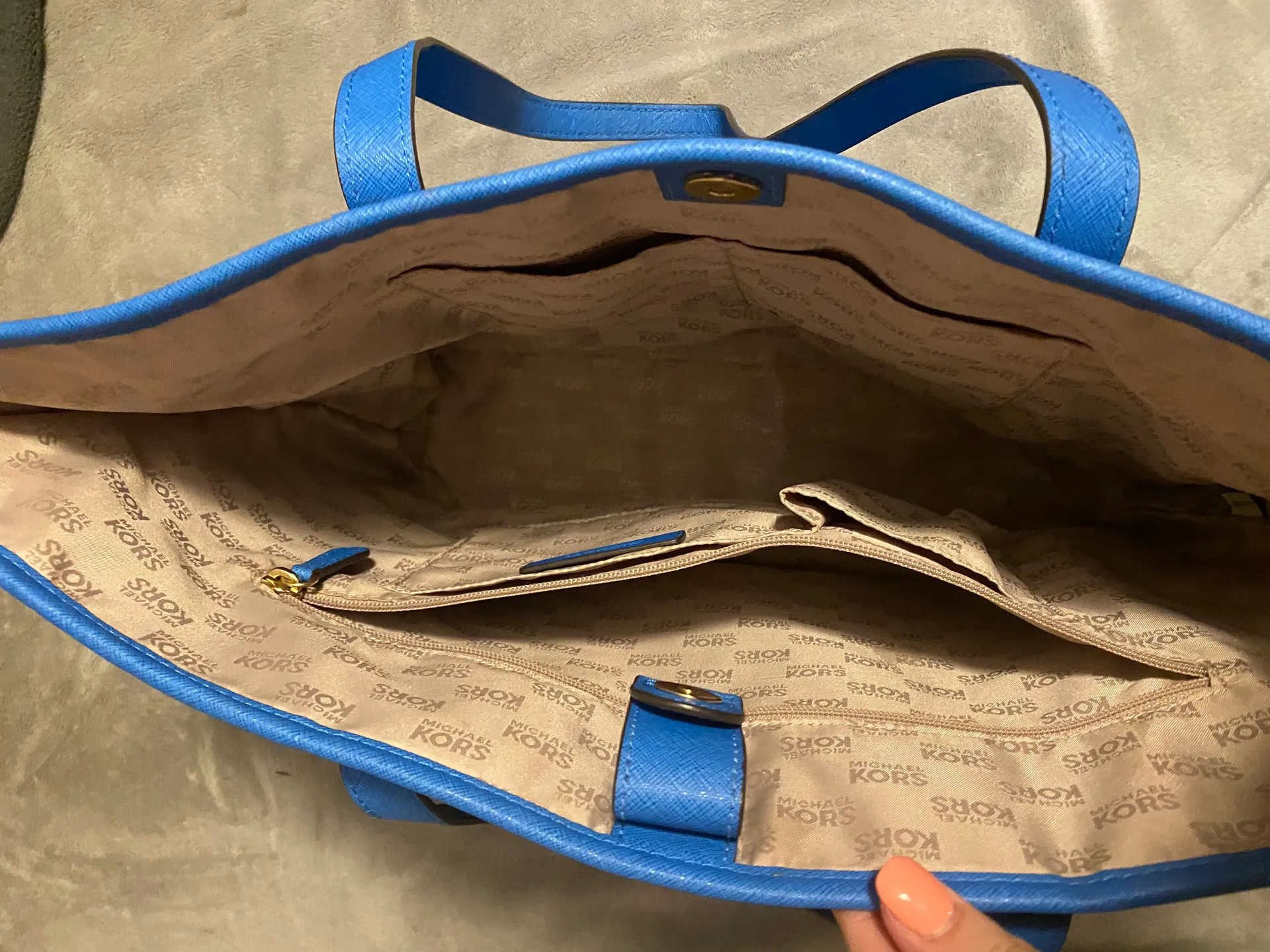 Michael Kors Blue Tote - Image 3