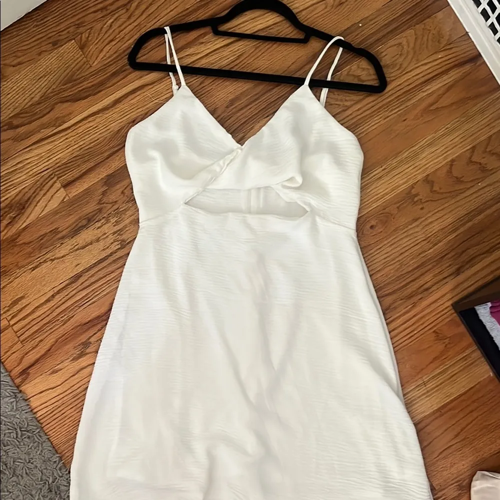 Cream Textured Dress - Image 3