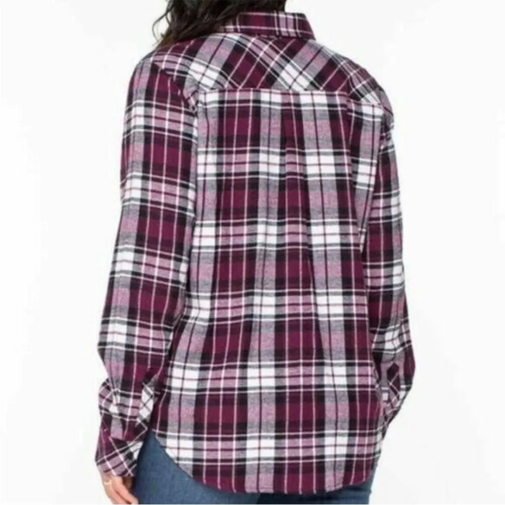 Well Worn Button Down Plaid Flannel Berry/ Black M NWOT - Image 2