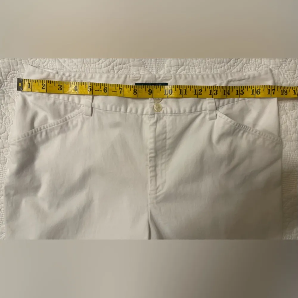 LAUREN Ralph Lauren wide leg white pants. Size 12. - Image 3