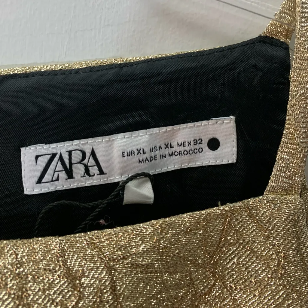 Zara Collection Shiny golden Mini Dress Gold Size XL bloggers fave party elegant - Image 7