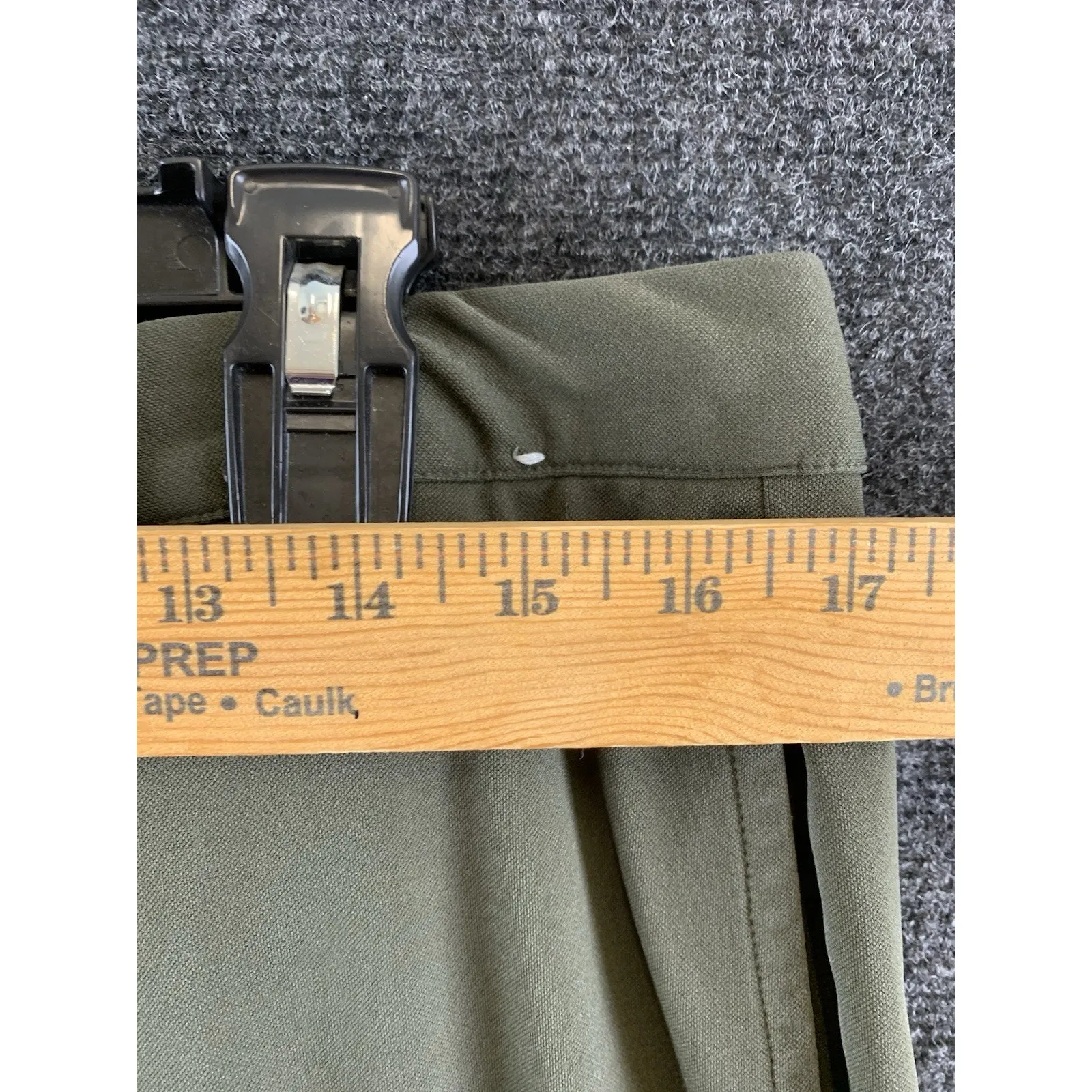 Uniqlo Women's Ultra Stretch Active Jogger Pants Style 423065 Olive Green Large - Image 4