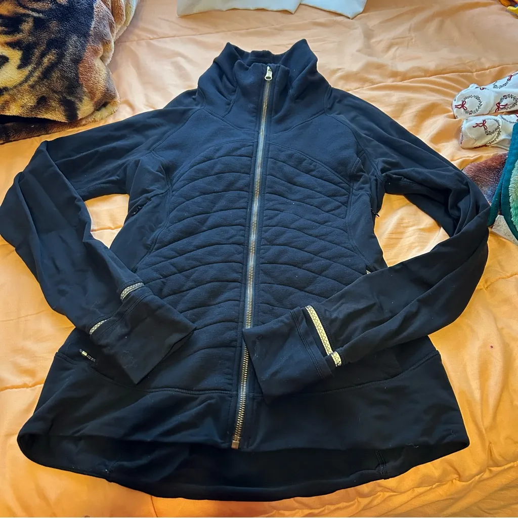 Lululemon Fleece Out Jacket Black size 8 full zip fleece polartec slim fit - Image 4