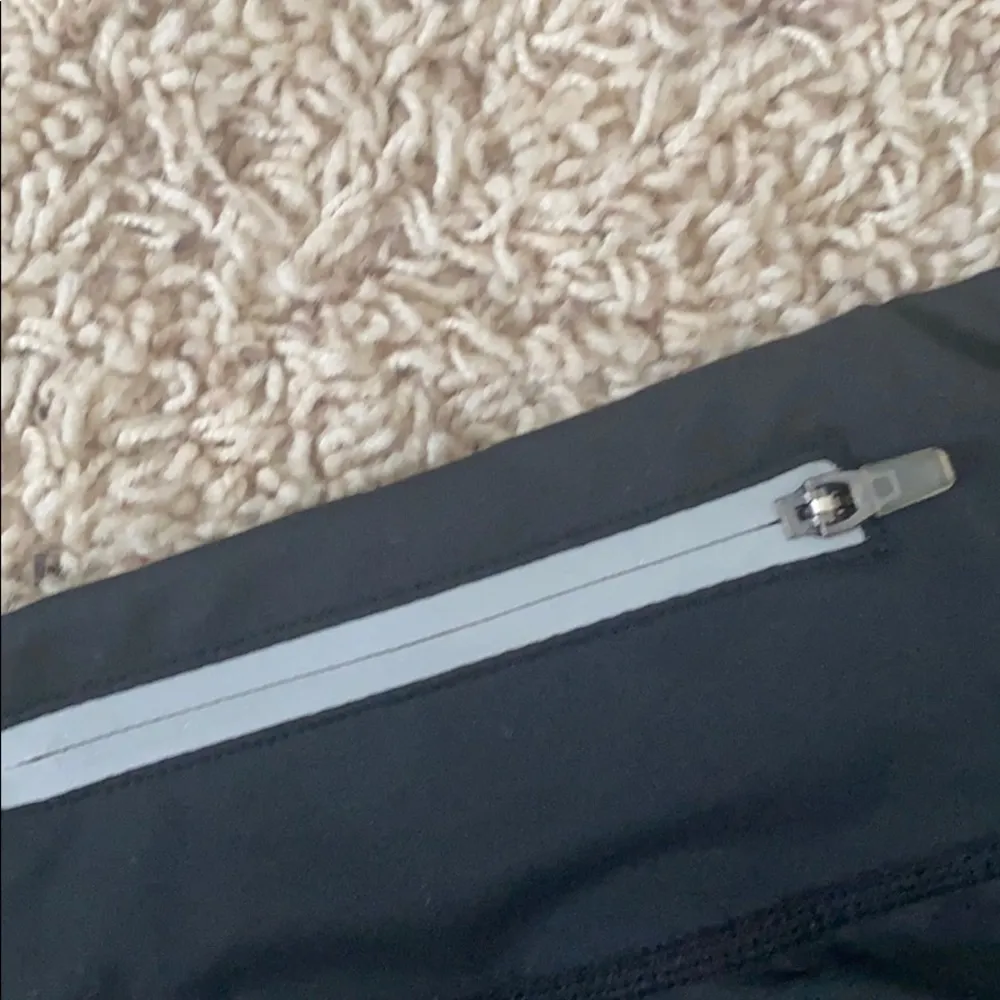 Zella Running Crop leggings - Size Small - Image 7