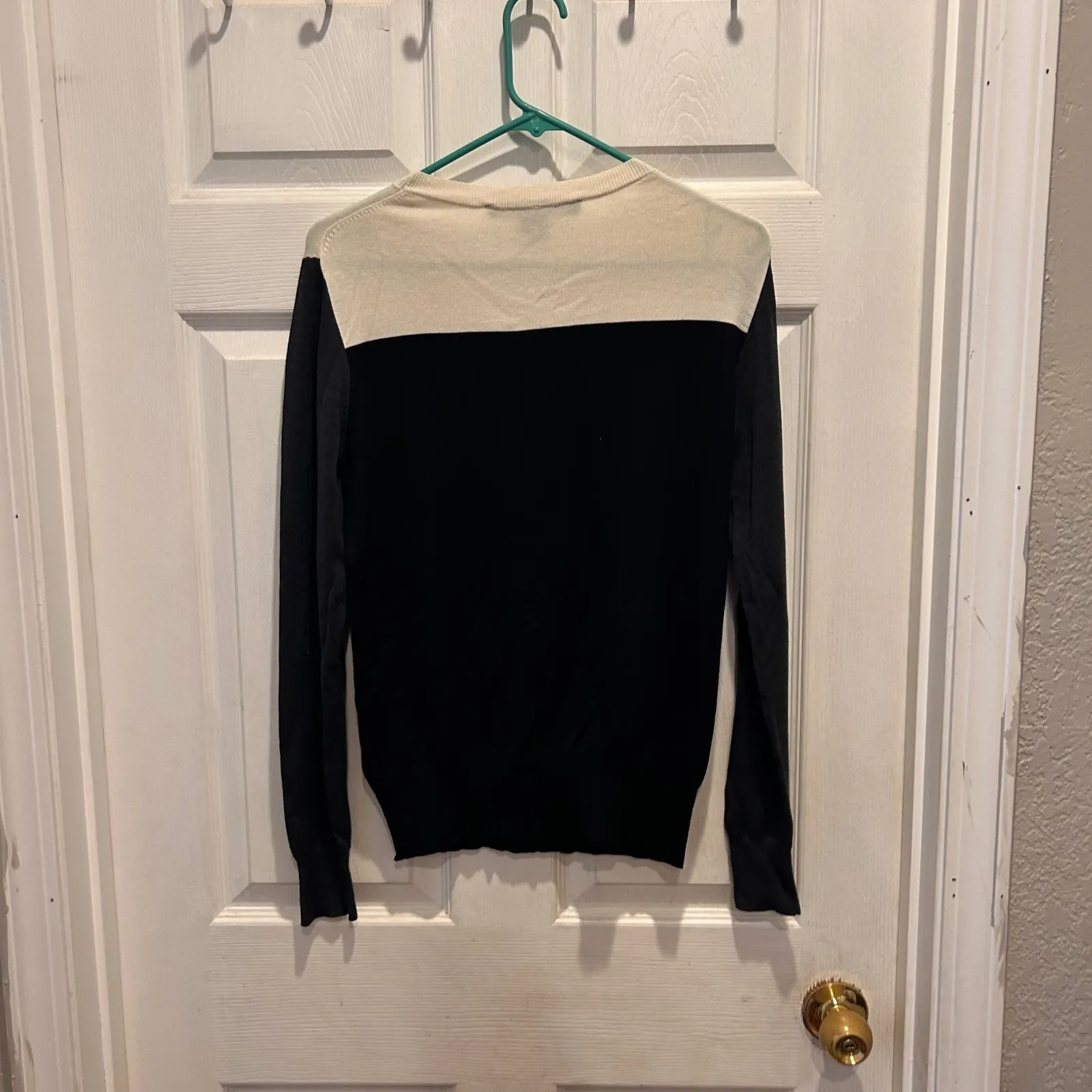 French Connection Sweater Womens L Color Block Beige Black‎ Long Sleeve Knit - Image 4