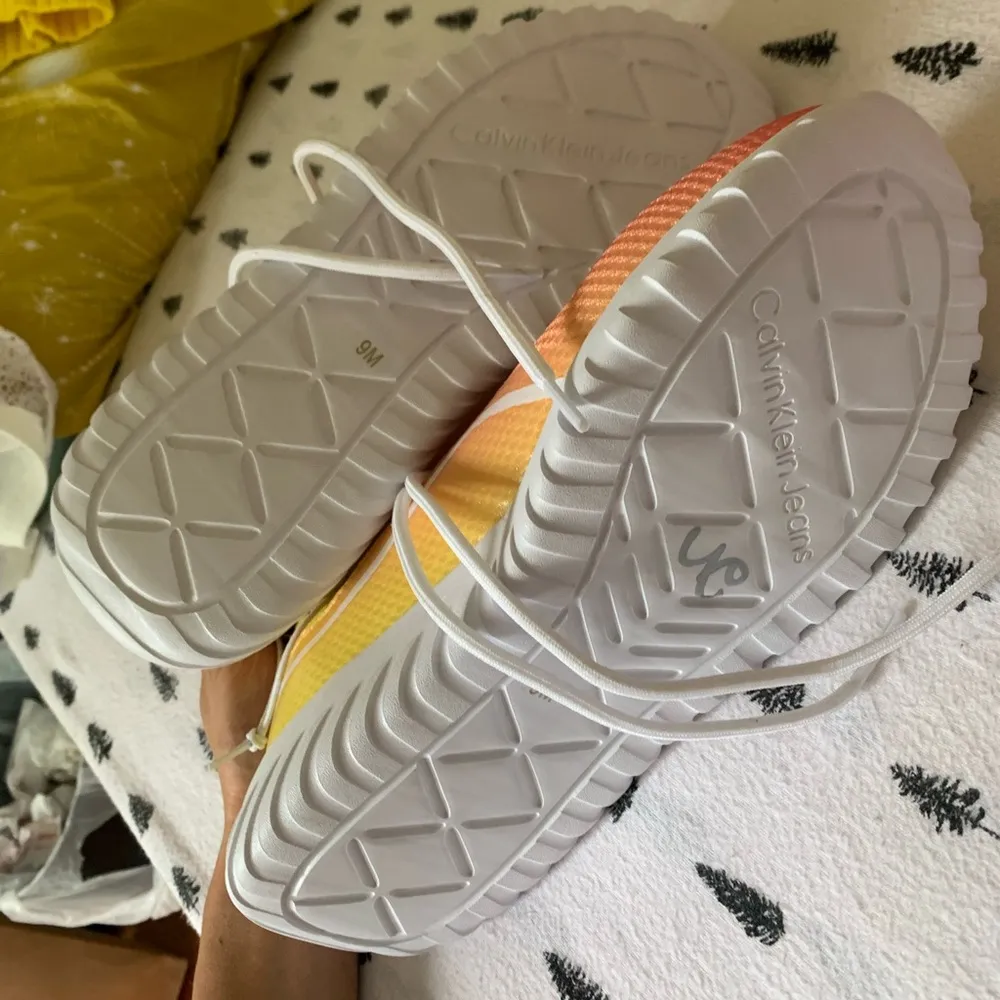 Calvin Klein jeans fashion sneakers - Image 3