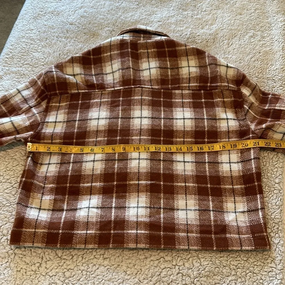 Love Tree  Women's S Long Sleeve Plaid Button Down Brown Boxy Crop Flannel - Image 11