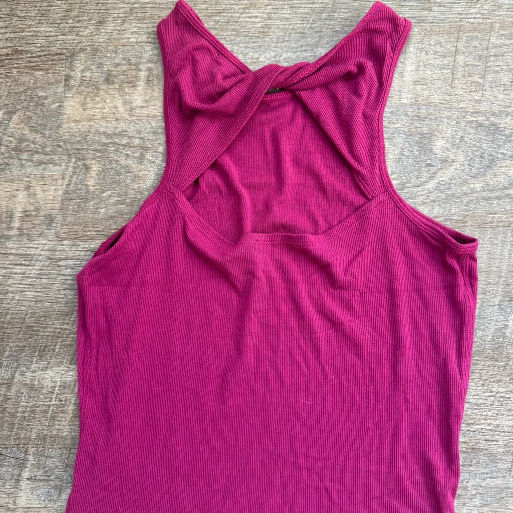 Lululemon Modal Silk Twist-Back Yoga Tank Top Size 2 XS no size tag see notes - Image 3