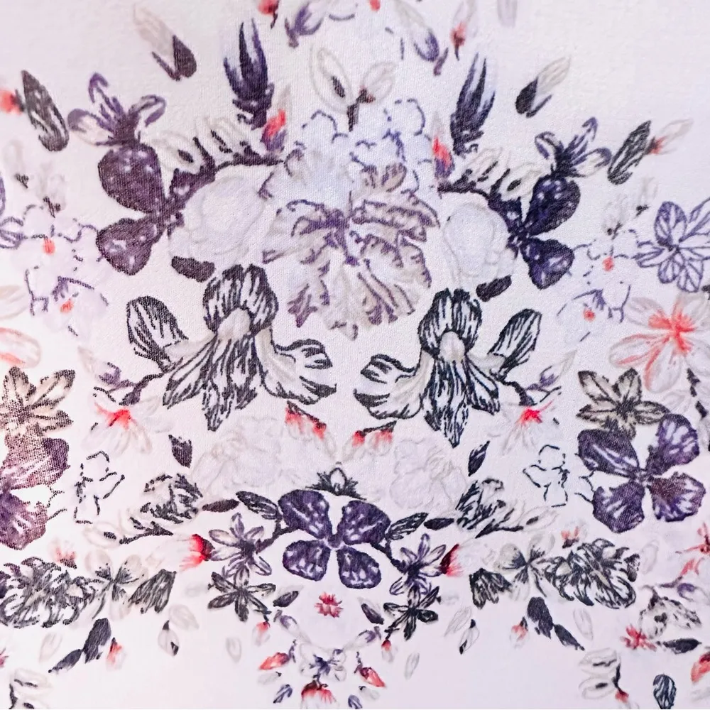 Jessica Simpson Maternity Lightweight Tunic - Image 14